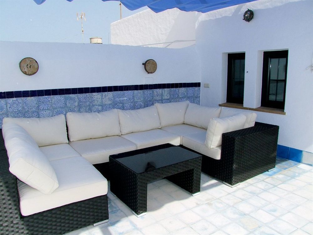 Hostal Casa Alborada Conil De La Frontera Luaran gambar