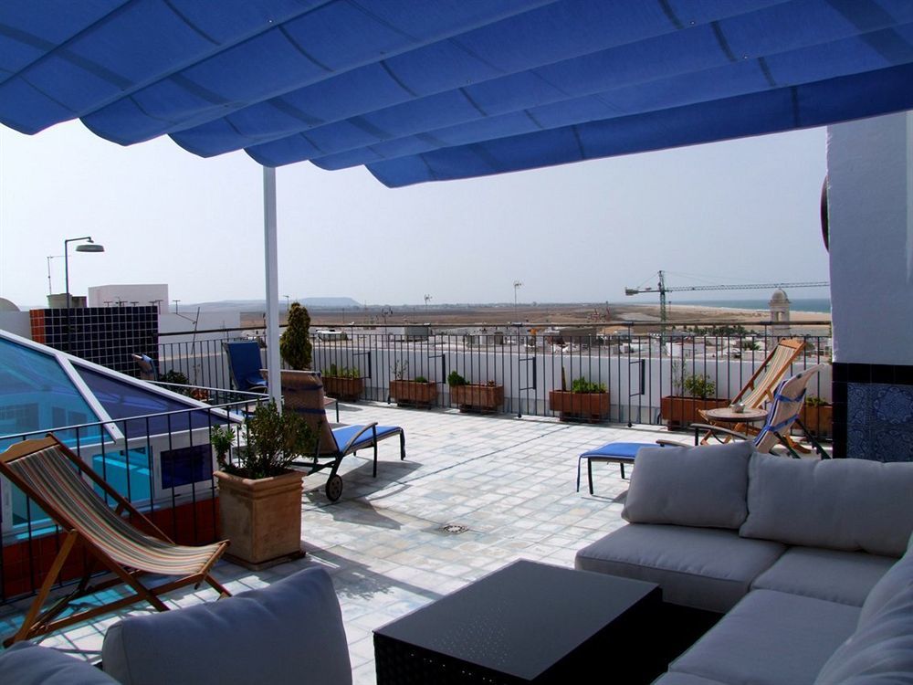 Hostal Casa Alborada Conil De La Frontera Luaran gambar